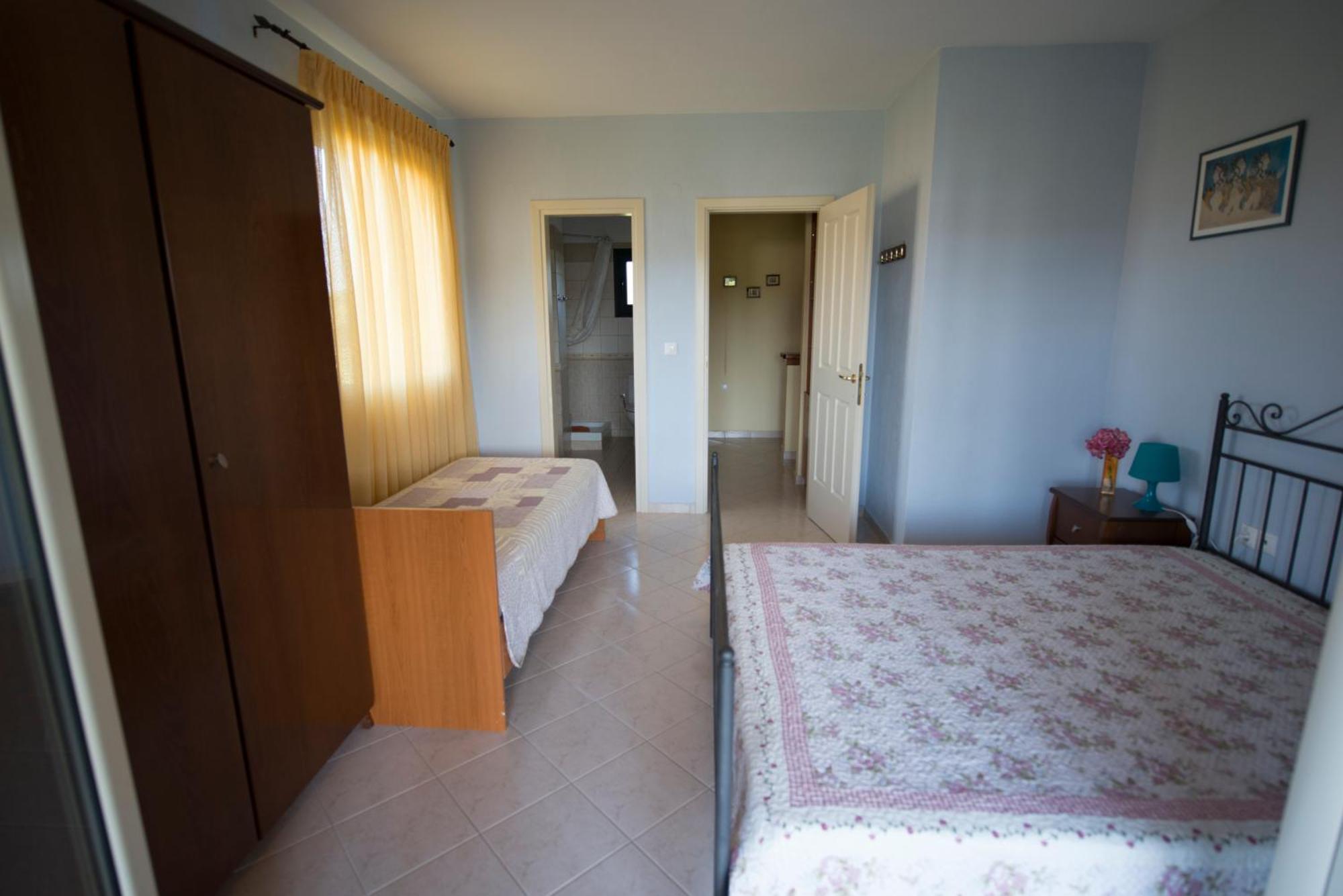 Apostolos Áyios Nikólaos Quarto foto